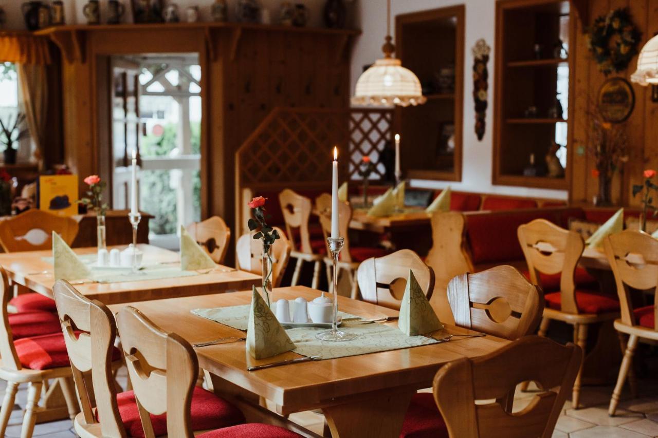 Gasthof Roseneck Wallenfels エクステリア 写真