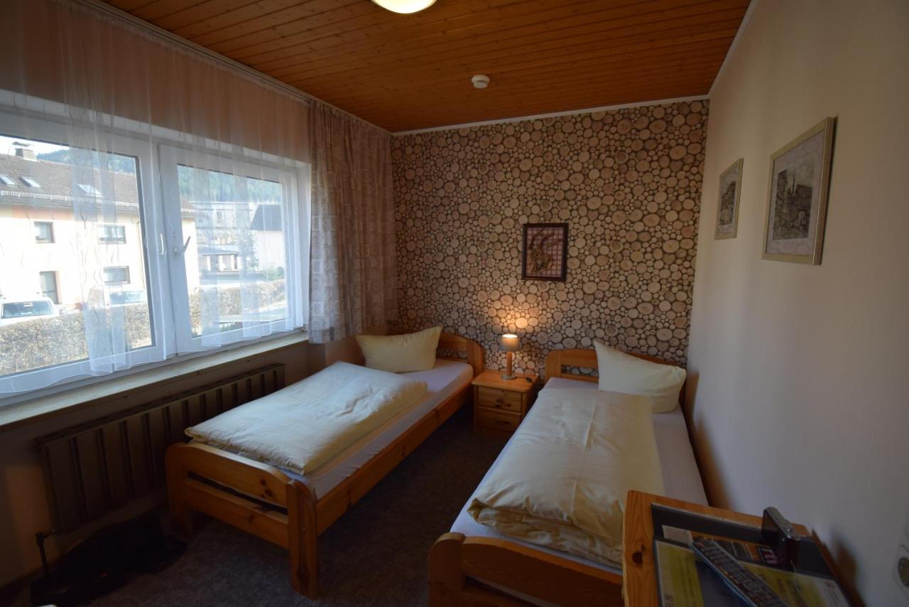 Gasthof Roseneck Wallenfels エクステリア 写真