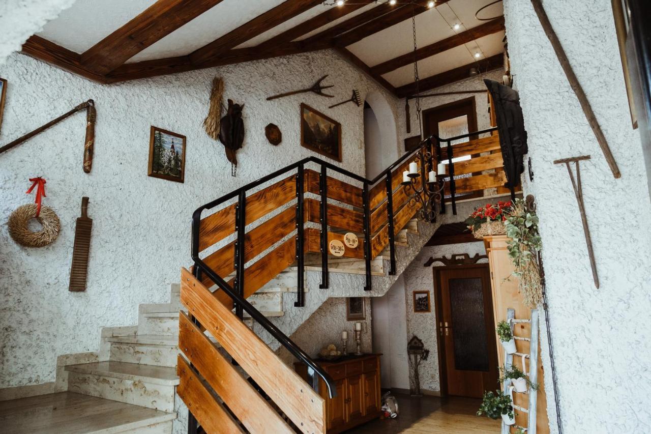 Gasthof Roseneck Wallenfels エクステリア 写真